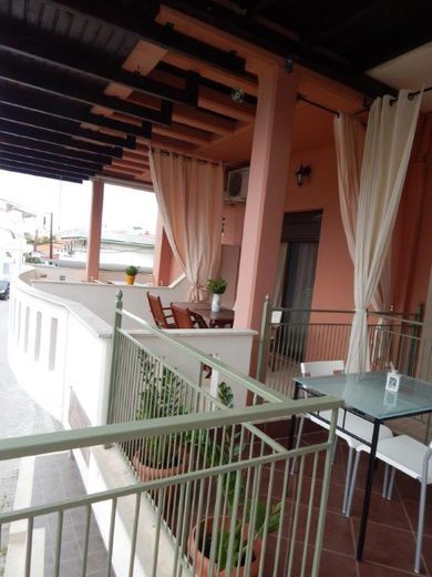 Kripis Studio Pefkohori - Image 2