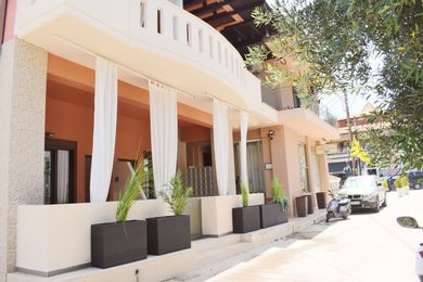 Kripis Studio Pefkohori - Image 6