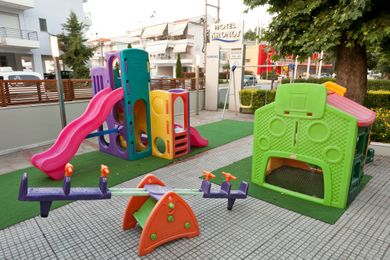 Kronos Hotel Platamonas - Image 4