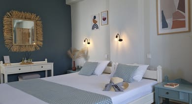 Studio with Garden view