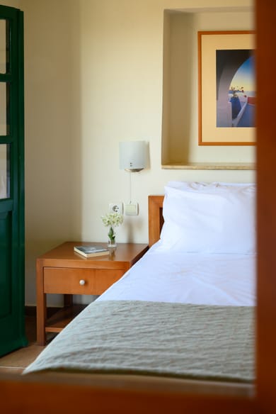 Classic Sea View Apartment