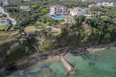 Kymothoe Elite Suites - Image 2