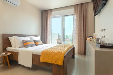 One Bedroom Apartment | Sea View
