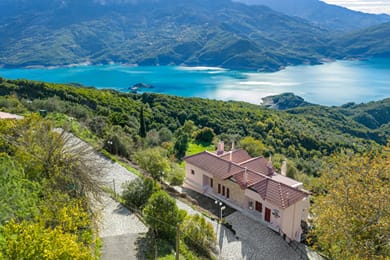 Lake Kremasta Hotel - Image 6