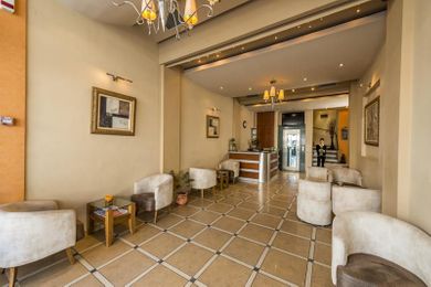 Lakonia Hotel - Image 3