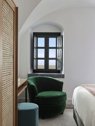 ESTATE MANSION TWO BEDROOM SUITE