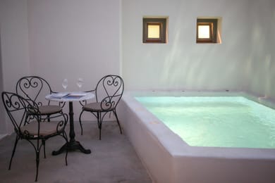Village Suite Jacuzzi
