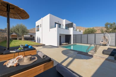 Villa Athena Lambis