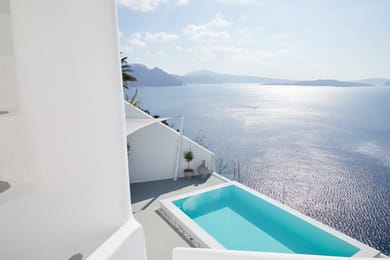 Deluxe Villa with Outdoor Private Heated Pool and Caldera View