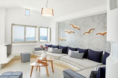 Senior Villa with Outdoor Plunge Pool and Caldera View