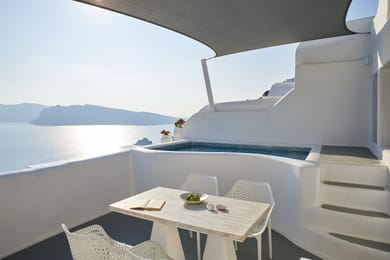 Senior Villa with Outdoor Plunge Pool and Caldera View