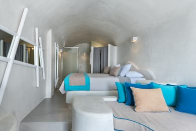 Junior Suite with Outdoor Hot Tub and Caldera View