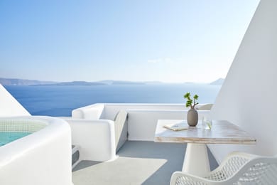 Junior Suite with Outdoor Hot Tub and Caldera View