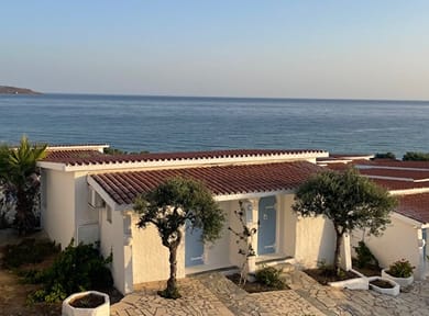 Lassion Beach Hotel - Image 5