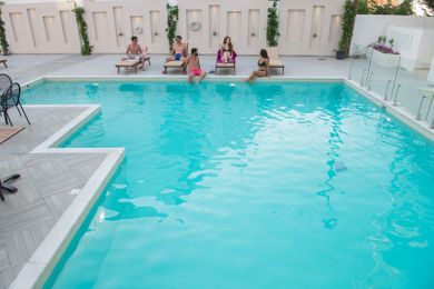 Lefkadio Suites - Image 4