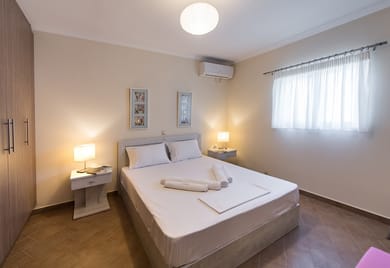 Apartment with Garden View