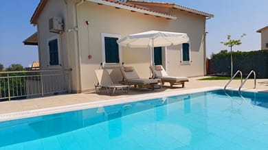 Lefkogea Villas & Apartments - Image 3