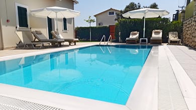 Lefkogea Villas & Apartments - Image 4