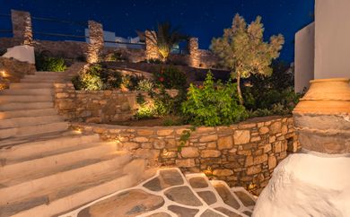 Legacy Suites Mykonos - Image 4