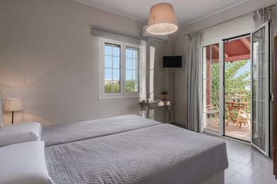 Superior Apartment | Garden & Partial Sea View [60 m²]