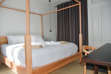 Family Suite with Pool View