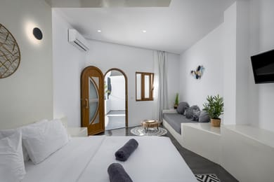 Junior Suite with Indoor Hot Tub & Sea View