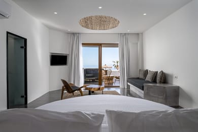 Deluxe Suite with Outdoor Hot Tub & Sea View