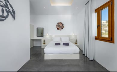 Leon Luxury Suites - Image 4