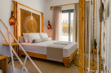 Cozy Double Room with Pool View