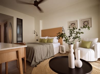 Deluxe Family Room