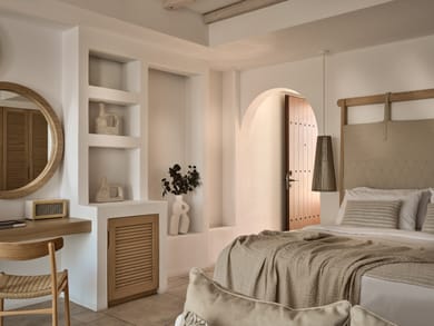 Deluxe Sea View Suite