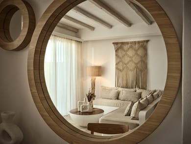 Deluxe Sea View Suite