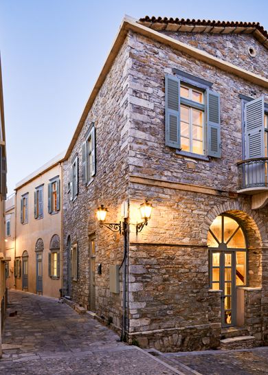 Lila Guesthouse Ermoupoli - Image 2