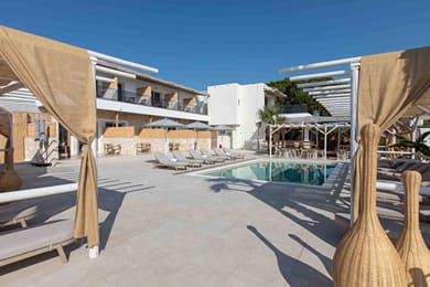 Linari Sea & Suites - Image 7