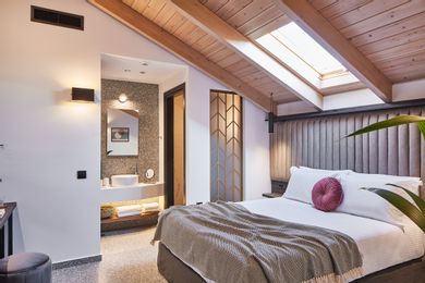 Superior Double Loft
