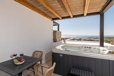 Petite Suite Sea View with Private Jacuzzi