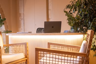 Lithinon Luxury Suites - Image 2