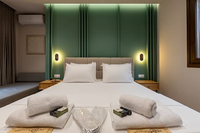 Dream in Athens - Image 2