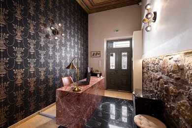 Living Yard Acropolis - Image 5