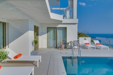 LIVINGHOME SUITES - Image 5