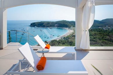 LIVINGHOME SUITES - Image 7