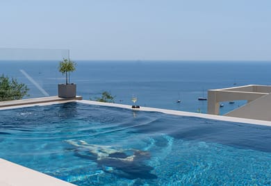 LIVINGHOME SUITES - Image 2
