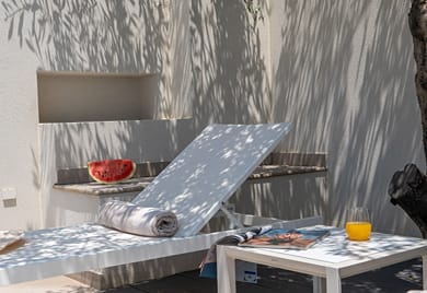LIVINGHOME SUITES - Image 3