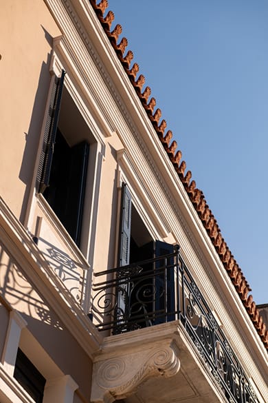 Living Yard Thissio - Image 3