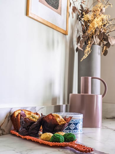 Liv Mackenzie Beach Suites - Image 7