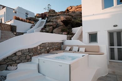 The Skyline Seaview Villa with Outdoor Hot Tub