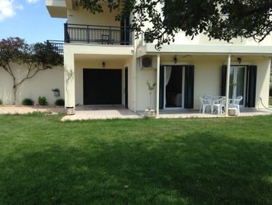 Superior Apartment in the garden