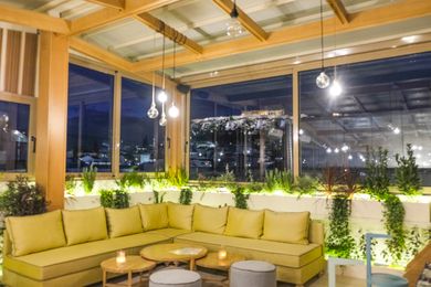 Lotus Center Hotel - Image 5