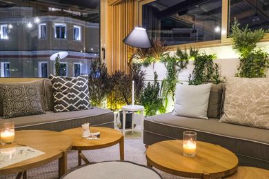 Lotus Center Hotel - Image 7