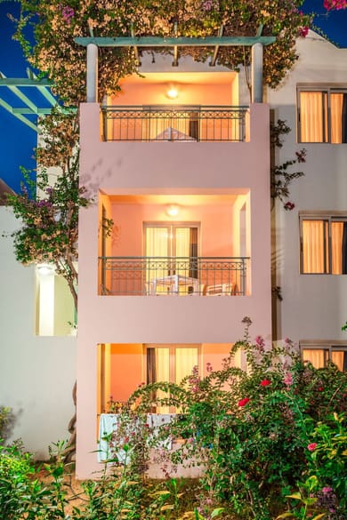 Lotus Hotel Chania - Image 5